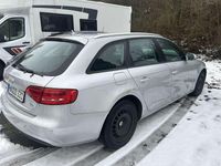 Gebraucht Audi A4 143 PS (105 kW) 2012 Eissilber metallic Kombi