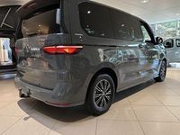 Gebraucht VW Multivan 150 PS (110 kW) 2026 Grau Van