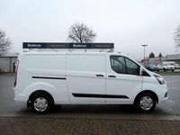 Gebraucht Ford Transit Custom 105 PS (77 kW) 2022 Frostweiß Van / Kleinbus