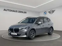 Gebraucht BMW 220 Active Tourer Luxury Line 156 PS (114 kW) 2025 Skyscraper grau Van / Kleinbus