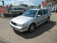 Gebraucht Skoda Octavia Ambiente 110 PS (80 kW) 2000 Silber Limousine