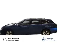 Gebraucht VW Passat Elegance 150 PS (110 kW) 2025 Blau Kombi