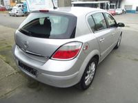 gebraucht Opel Astra 1.8 Cosmo