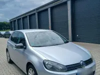 Gebraucht VW Golf VII 105 PS (77 kW) 2012 Silber Limousine