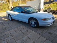 Używany Chrysler Stratus 163 KM (119 kW) 1996 Biały Kabriolet