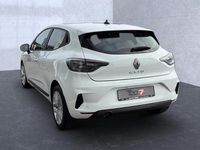 Gebraucht Renault Clio V Evolution 67 PS (49 kW) 2024 Gletscherweiß Limousine