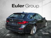 Gebraucht BMW 520 190 PS (139 kW) 2021 Sophistograu brillanteffekt Kombi