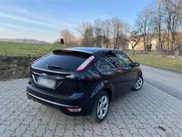 Gebraucht Ford Focus 100 PS (73 kW) 2010 Schwarz Coupé