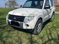 Gebraucht Mitsubishi Pajero 200 PS (147 kW) 2011 Weiß SUV
