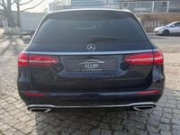 Gebraucht Mercedes E220 194 PS (142 kW) 2020 Blau Kombi
