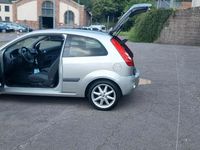 Gebraucht Ford Fiesta 80 PS (58 kW) 2006 Silber Kleinwagen