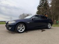 Gebraucht BMW 530 258 PS (189 kW) 2013 Blau Limousine