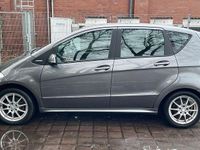 Gebraucht Mercedes A180 Avantgarde 116 PS (85 kW) 2009 Grau Limousine
