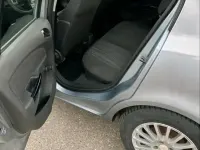 Usado Opel Corsa S 80 HP (58 kW) 2007 Cinzento Citadino
