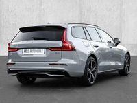 Gebraucht Volvo V60 145 PS (106 kW) 2025 Kombi