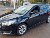 Gebraucht Ford Focus Trend 125 PS (91 kW) 2017 Schwarz Limousine