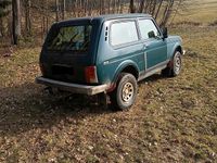 Gebraucht Lada niva 81 PS (59 kW) 2006 Grün SUV