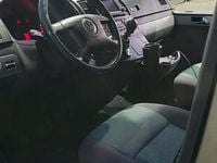 Second-hand VW T5 174 CP (127 kW) 2004 Verde Van