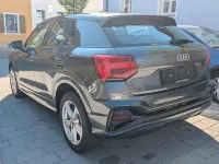 Gebraucht Audi Q2 S-Line 150 PS (110 kW) 2026 Daytonagrau metallic SUV