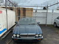 Second-hand Jaguar XJ 1996 Albastru Berlinǎ