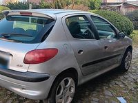 Gebraucht Peugeot 206 75 PS (55 kW) 2001 Silber Kleinwagen