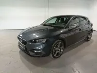 Używany Seat Leon FR 150 KM (110 kW) 2023 Szary Sedan/Limuzyna