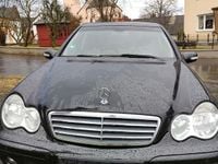 Gebraucht Mercedes C180 143 PS (105 kW) 2007 Schwarz Limousine