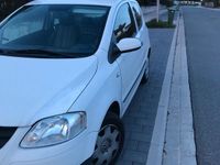 Gebraucht VW Fox 55 PS (40 kW) 2005 Weiß Kleinwagen