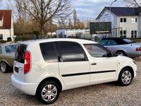 Gebraucht Skoda Roomster Plus Edition 69 PS (50 kW) 2012 Weiß Van / Kleinbus