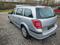 Gebraucht Opel Astra Edition 120 PS (88 kW) 2005 Silber Kombi