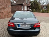 Gebraucht Mercedes E220 170 PS (125 kW) 2012 Grau Limousine