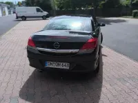 Gebraucht Opel Astra Cosmo 140 PS (102 kW) 2008 Schwarz Cabrio