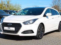 Gebraucht Hyundai i40 Trend 165 PS (121 kW) 2015 Weiß Kombi