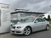 Gebraucht BMW 325 218 PS (160 kW) 2007 Silber metallic Coupé