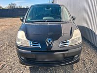 Gebraucht Renault Modus 75 PS (55 kW) 2012 Schwarz Van / Kleinbus