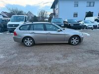 Gebraucht BMW 320 143 PS (105 kW) 2008 Grau Kombi