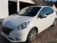 Second-hand Peugeot 208 Active 92 CP (67 kW) 2012 Alb Hatchback