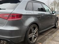 Gebraucht Audi A3 S-Line 184 PS (135 kW) 2015 Andere farben Limousine