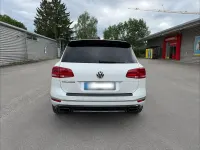Gebraucht VW Touareg 262 PS (192 kW) 2016 Weiß SUV