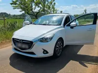 Gebraucht Mazda 2 90 PS (66 kW) 2017 Weiß Kleinwagen
