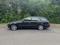 Gebraucht Mercedes E240 Avantgarde 177 PS (130 kW) 2003 Schwarz Limousine