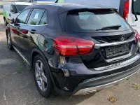 Gebraucht Mercedes GLA200 156 PS (114 kW) 2019 Schwarz SUV