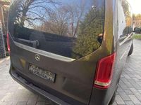 Gebraucht Mercedes V220 163 PS (119 kW) 2015 Braun Van / Kleinbus