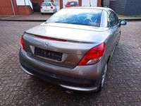 gebraucht Peugeot 207 CC Cabrio, wenig Kilometer