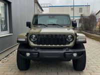 Neu Jeep Wrangler 381 PS (280 kW) 2025 Grün SUV
