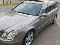Gebraucht Mercedes E280 190 PS (139 kW) 2009 Grau Kombi