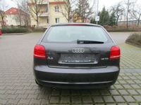 gebraucht Audi A3 1.6 TDI **2.Hand*Parkhilfe VuH*Sitzhz*