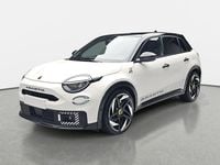 Neu Abarth 600e Competizione 206 kW (281 PS) 2026 Antidote white / dach schwarz SUV