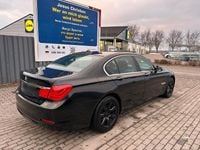 Gebraucht BMW 730 245 PS (180 kW) 2010 Schwarz Limousine