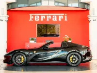 Second-hand Ferrari 812 799 CP (587 kW) 2023 Negru Cabrio